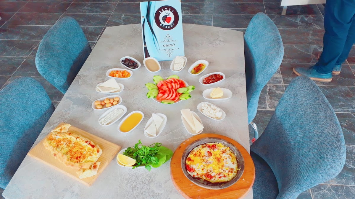 Sevgi Durağı Photos 2